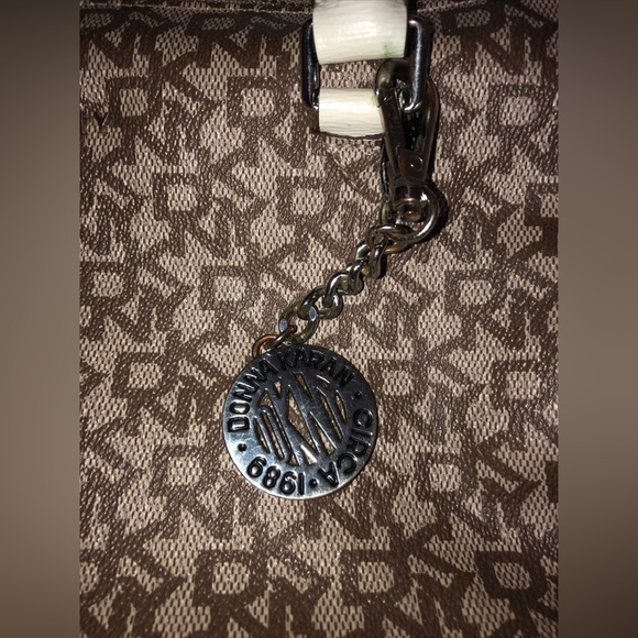 DKNY Donna Karan Leather Purse Logo Pattern W Silver Charm Detachable Authentic - Picture 3 of 16